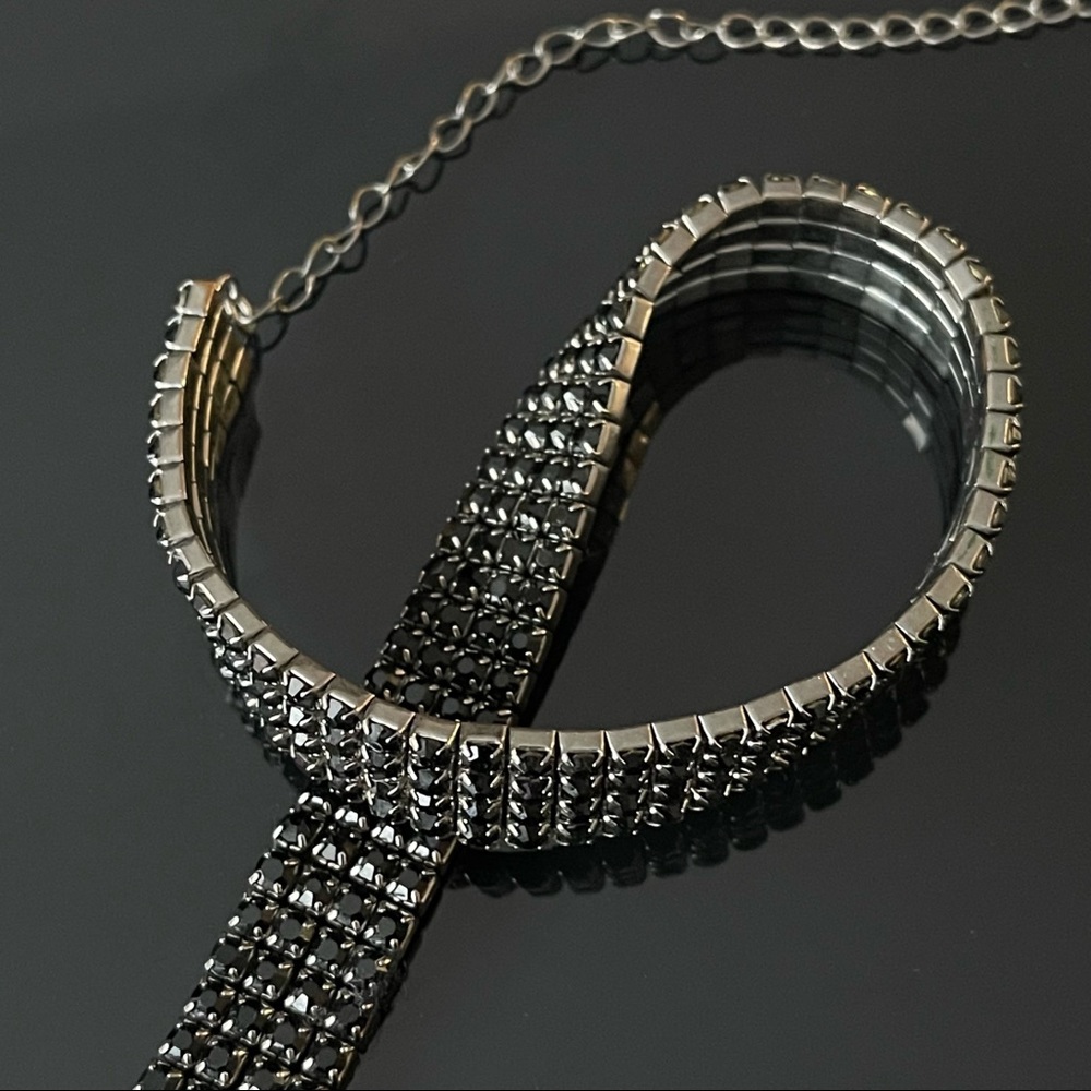 ✨Gorgeous Vintage Black Rhinestone Gunmetal Choker✨